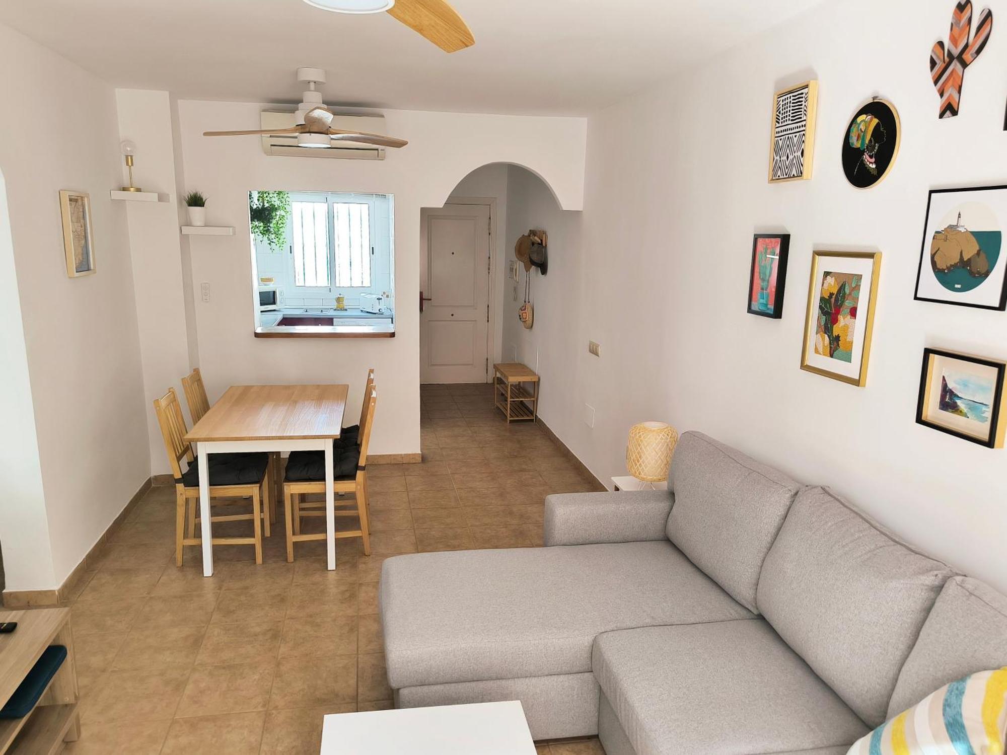 Casa Lolica - *